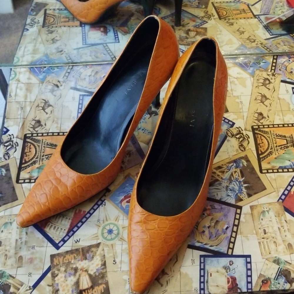 Leather high heels